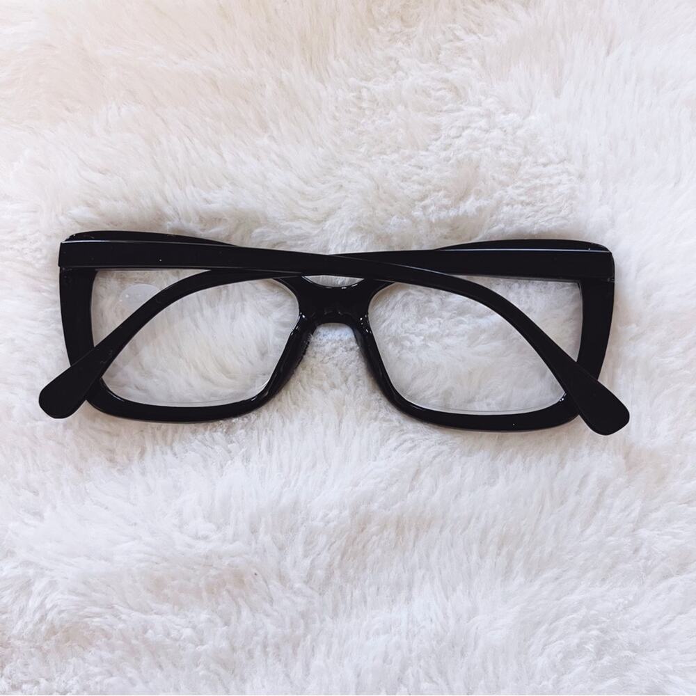 Leila Black Cateye Oversized Reader Glasses - Picture 9 of 9